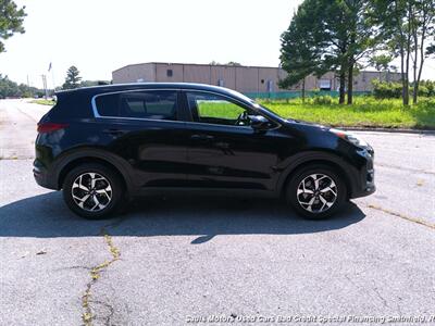 2019 Kia Sportage LX   - Photo 4 - Smithfield, NC 27577