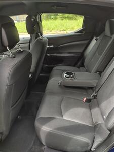 2014 Dodge Avenger SE   - Photo 14 - Smithfield, NC 27577