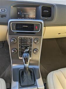 2014 Volvo S60 T5 - Photo 11 - Smithfield, NC 27577