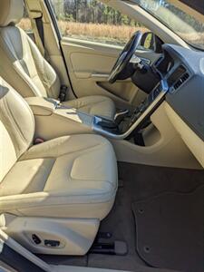 2014 Volvo S60 T5 - Photo 16 - Smithfield, NC 27577