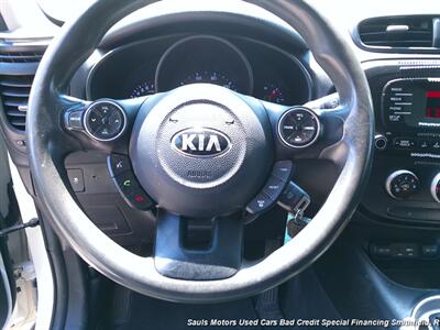 2015 Kia Soul +   - Photo 10 - Smithfield, NC 27577