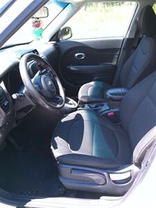 2015 Kia Soul +   - Photo 13 - Smithfield, NC 27577