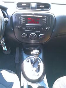 2015 Kia Soul +   - Photo 12 - Smithfield, NC 27577