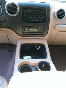 2005 Ford Expedition Eddie Bauer   - Photo 11 - Smithfield, NC 27577