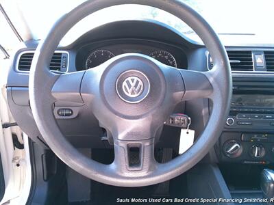 2012 Volkswagen Jetta SE PZEV   - Photo 10 - Smithfield, NC 27577