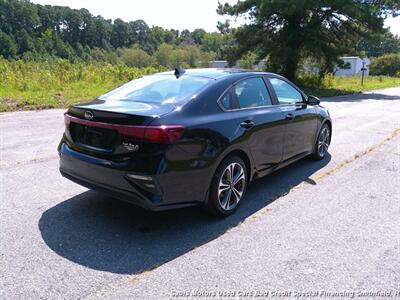 2019 Kia Forte FE   - Photo 5 - Smithfield, NC 27577