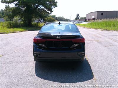 2019 Kia Forte FE   - Photo 6 - Smithfield, NC 27577