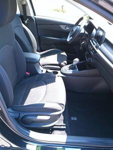 2019 Kia Forte FE   - Photo 17 - Smithfield, NC 27577