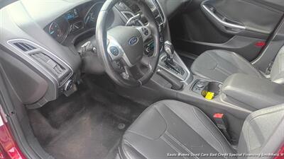 2014 Ford Focus Titanium   - Photo 14 - Smithfield, NC 27577