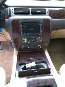2009 GMC Yukon Denali   - Photo 11 - Smithfield, NC 27577