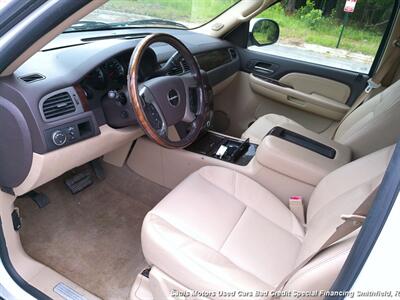 2009 GMC Yukon Denali   - Photo 13 - Smithfield, NC 27577
