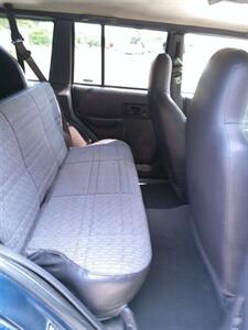 2000 Jeep Cherokee Sport   - Photo 17 - Smithfield, NC 27577
