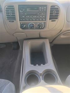 2002 Ford Expedition XLT - Photo 12 - Smithfield, NC 27577