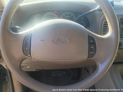 2002 Ford Expedition XLT - Photo 10 - Smithfield, NC 27577