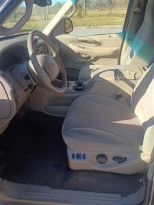 2002 Ford Expedition XLT - Photo 13 - Smithfield, NC 27577