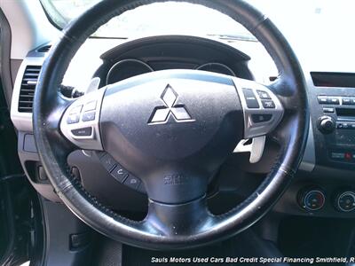 2012 Mitsubishi Outlander SE   - Photo 10 - Smithfield, NC 27577