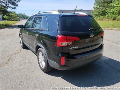2014 Kia Sorento LX - Photo 7 - Smithfield, NC 27577