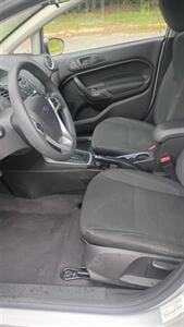 2019 Ford Fiesta SE - Photo 13 - Smithfield, NC 27577