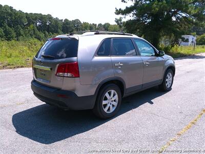 2013 Kia Sorento LX   - Photo 5 - Smithfield, NC 27577