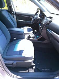 2013 Kia Sorento LX   - Photo 17 - Smithfield, NC 27577
