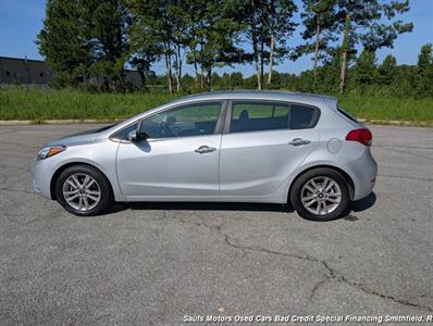 2016 Kia Forte5 LX - Photo 8 - Smithfield, NC 27577
