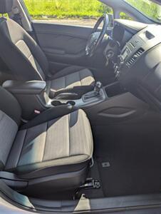 2016 Kia Forte5 LX - Photo 17 - Smithfield, NC 27577