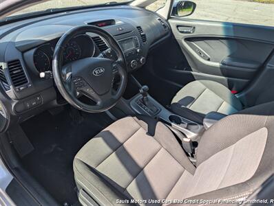 2016 Kia Forte5 LX - Photo 14 - Smithfield, NC 27577