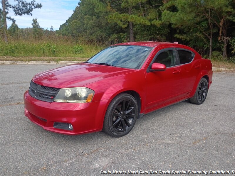 2013 Dodge Avenger SXT's photo