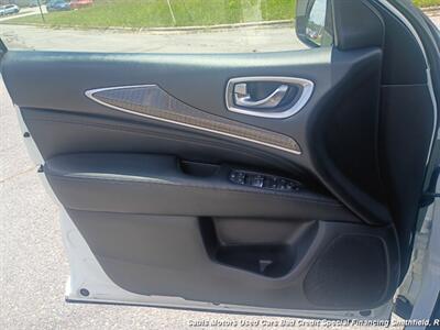 2017 INFINITI QX60 - Photo 9 - Smithfield, NC 27577