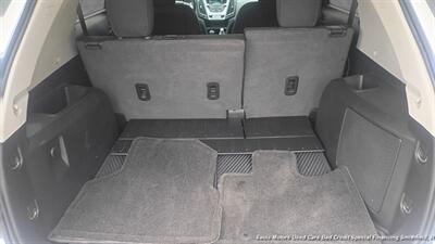 2017 Chevrolet Equinox LT - Photo 16 - Smithfield, NC 27577
