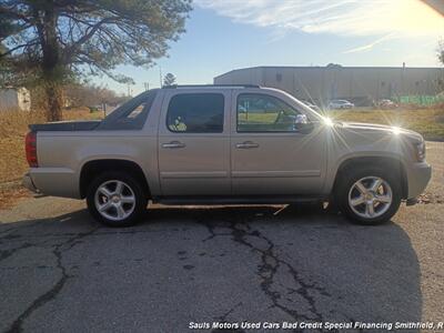 2008 Chevrolet Avalanche LT   - Photo 4 - Smithfield, NC 27577