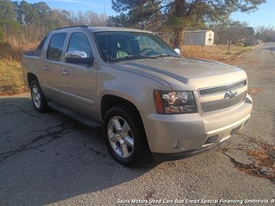 2008 Chevrolet Avalanche LT   - Photo 3 - Smithfield, NC 27577