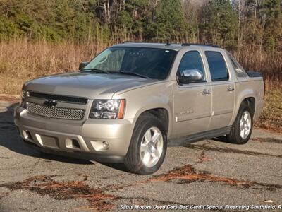 2008 Chevrolet Avalanche LT   - Photo 1 - Smithfield, NC 27577