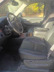 2008 Chevrolet Avalanche LT   - Photo 13 - Smithfield, NC 27577