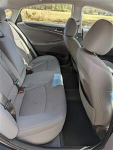 2013 Hyundai SONATA GLS   - Photo 15 - Smithfield, NC 27577