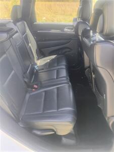 2015 Jeep Grand Cherokee Overland   - Photo 15 - Smithfield, NC 27577