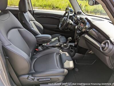 2015 MINI Hardtop 2 Door Cooper S   - Photo 15 - Smithfield, NC 27577