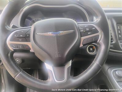 2015 Chrysler 200 Limited - Photo 10 - Smithfield, NC 27577