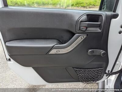 2014 Jeep Wrangler Unlimited Sport   - Photo 9 - Smithfield, NC 27577