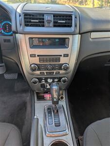 2012 Ford Fusion SE   - Photo 11 - Smithfield, NC 27577