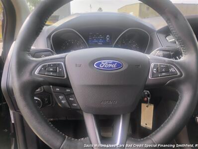 2017 Ford Focus SE - Photo 10 - Smithfield, NC 27577
