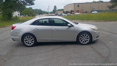 2015 Chevrolet Malibu LT - Photo 4 - Smithfield, NC 27577