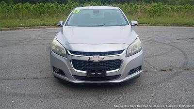 2015 Chevrolet Malibu LT - Photo 2 - Smithfield, NC 27577
