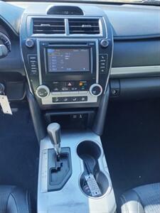 2012 Toyota Camry SE   - Photo 11 - Smithfield, NC 27577