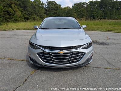 2022 Chevrolet Malibu LT   - Photo 2 - Smithfield, NC 27577
