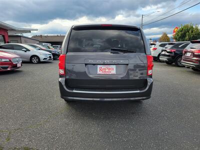 2019 Dodge Grand Caravan SE   - Photo 13 - Fortuna, CA 95540