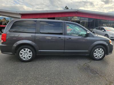 2019 Dodge Grand Caravan SE   - Photo 11 - Fortuna, CA 95540