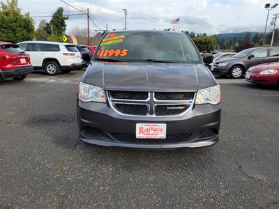 2019 Dodge Grand Caravan SE   - Photo 2 - Fortuna, CA 95540