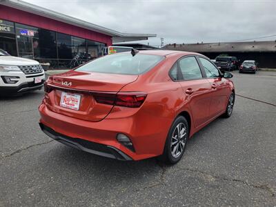 2022 Kia Forte LXS - Photo 13 - Fortuna, CA 95540