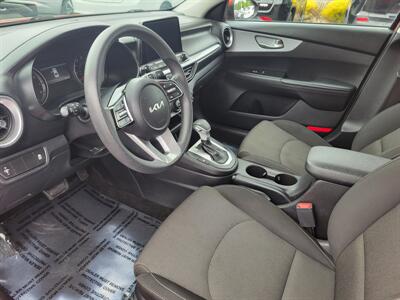 2022 Kia Forte LXS - Photo 7 - Fortuna, CA 95540